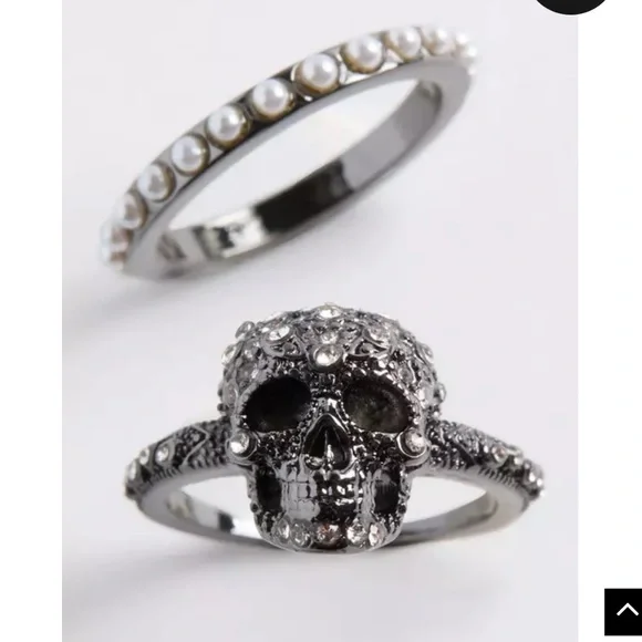 Pave Silver Skull Ring Set - Picture 2 of 2